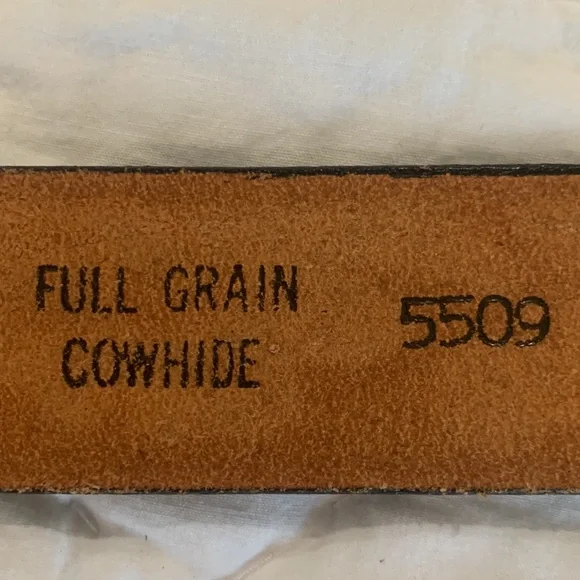 HAND TOOLED LEATHER BELT - Picture 3 of 13